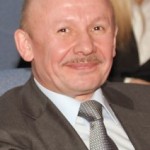 Выпускные балы для выпускников школ района в ТРЦ «Колтуши» оплатят спонсоры — бизнесмены из команды Эдуарда Чирко