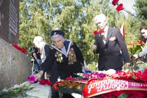 Торжественно-траурный митинг у Мемориала «Ладожский курган»