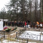 Торжественное открытие памятника легендарному подводнику в Колтушах