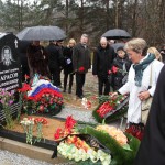 Торжественное открытие памятника легендарному подводнику в Колтушах