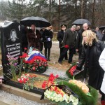 Торжественное открытие памятника легендарному подводнику в Колтушах