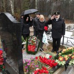 Торжественное открытие памятника легендарному подводнику в Колтушах