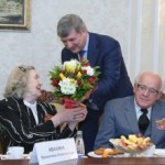 Воронежские ветераны вместе с мэром Александром Гусевым попили чаю